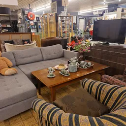 Bezoeker foto van Kringloop De Markt Zeist in Zeist