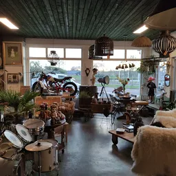 Bezoeker foto van Kringloop de Oude Liefde & Vintageshop in Dwingeloo