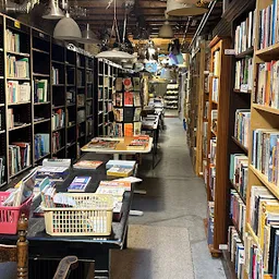 Bezoeker foto van Kringloop Den Haag "Oude Haagweg" in The Hague