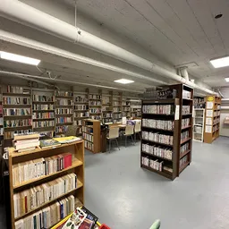 Bezoeker foto van Kringloop Den Haag-Zwedenburg in The Hague