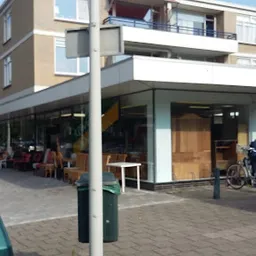 Bezoeker foto van Kringloop Den Haag-Zwedenburg in The Hague