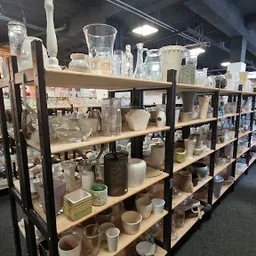 Bezoeker foto van Kringloop Den Haag-Zwedenburg in The Hague