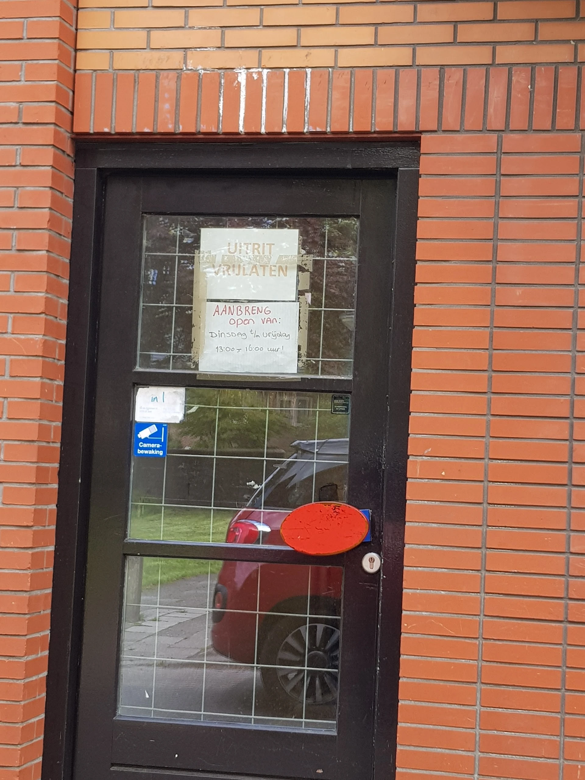 Kringloop Driebergen in Driebergen-Rijsenburg met tweedehands boeken, huishoudelijke apparaten en jassen