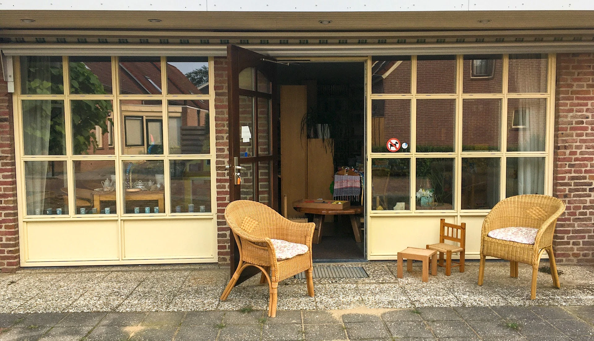 Kringloopwinkel Kringloop en B&B de Ark in Steenderen