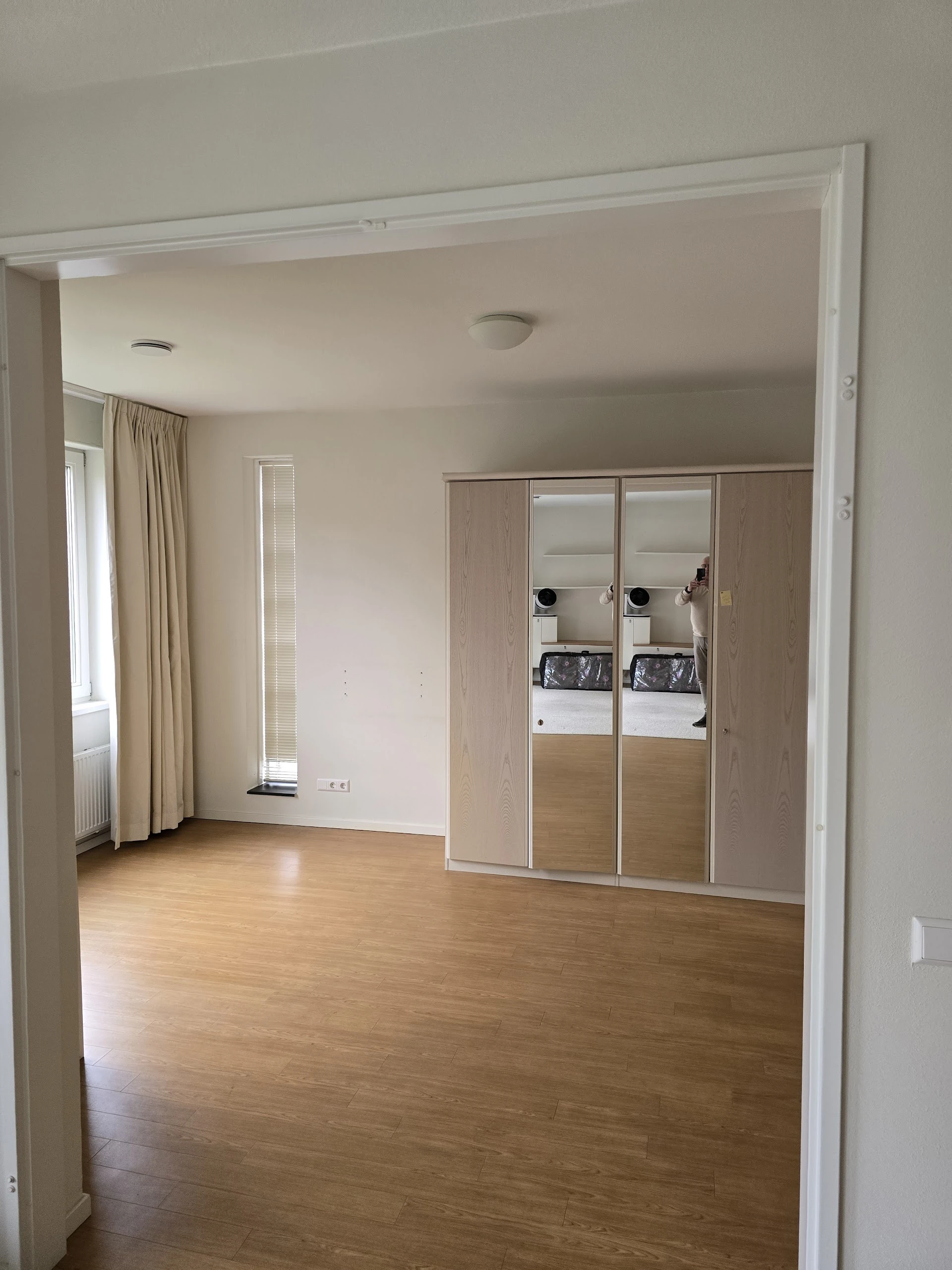 Kringloop Groene Kruis - Huisontruiming | Woningontruiming in Leiden met tweedehands boeken, elektronica en herenkleding