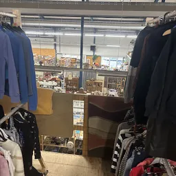 Bezoeker foto van Kringloop Grou in Grou