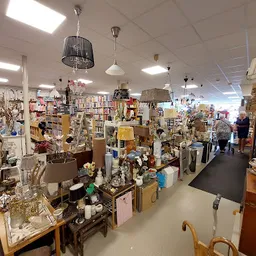 Bezoeker foto van Kringloop Hoeksche Waard in Klaaswaal