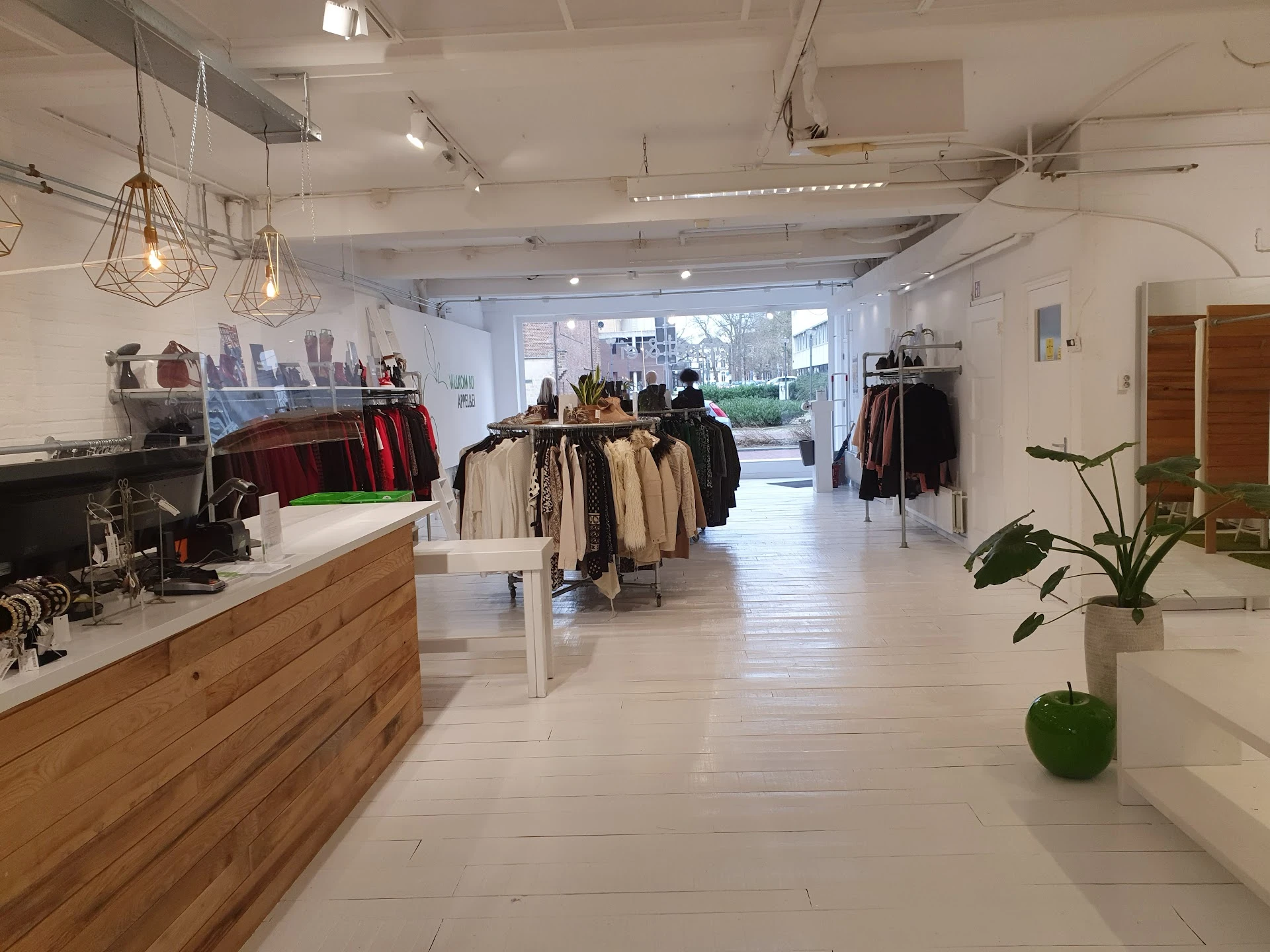 Foto gedeeld door eigenaar van Kringloop In & Uit in Arnhem