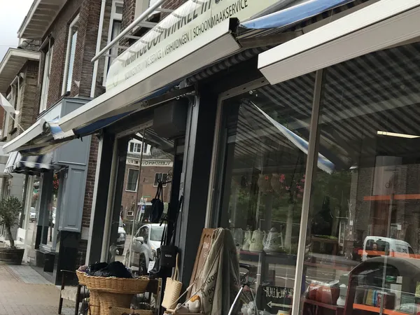 Kringloopwinkel Kringloop In & Uit Velp in Velp