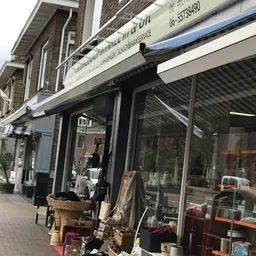 Kringloopwinkel Kringloop In & Uit Velp in Velp