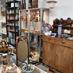 Bezoeker foto van Kringloop In & Uit Velp in Velp