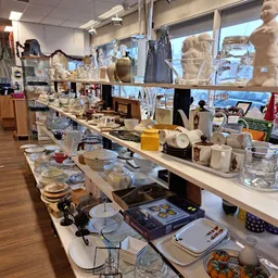 Bezoeker foto van Kringloop Katwijk (St. Help ons Helpen) in Katwijk aan Zee