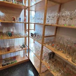 Bezoeker foto van Kringloop Kleurrijk in Huizen