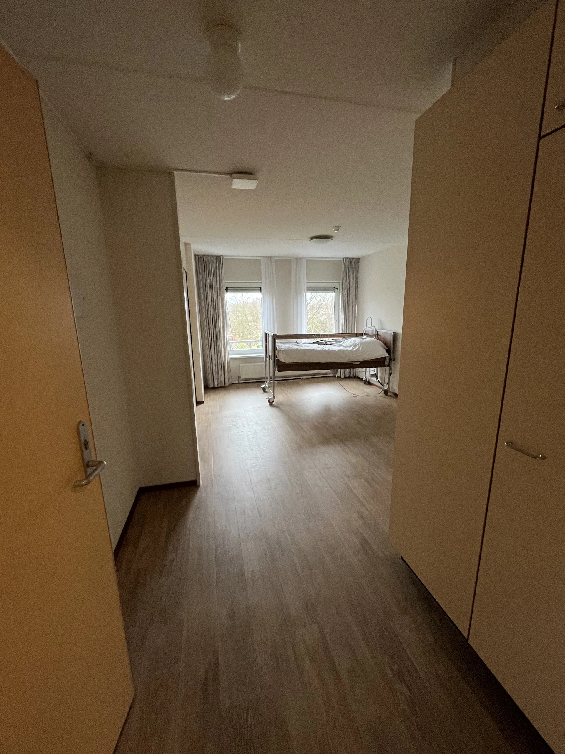 Kringloop Komt Goed in Ede met tweedehands meubels en kleding