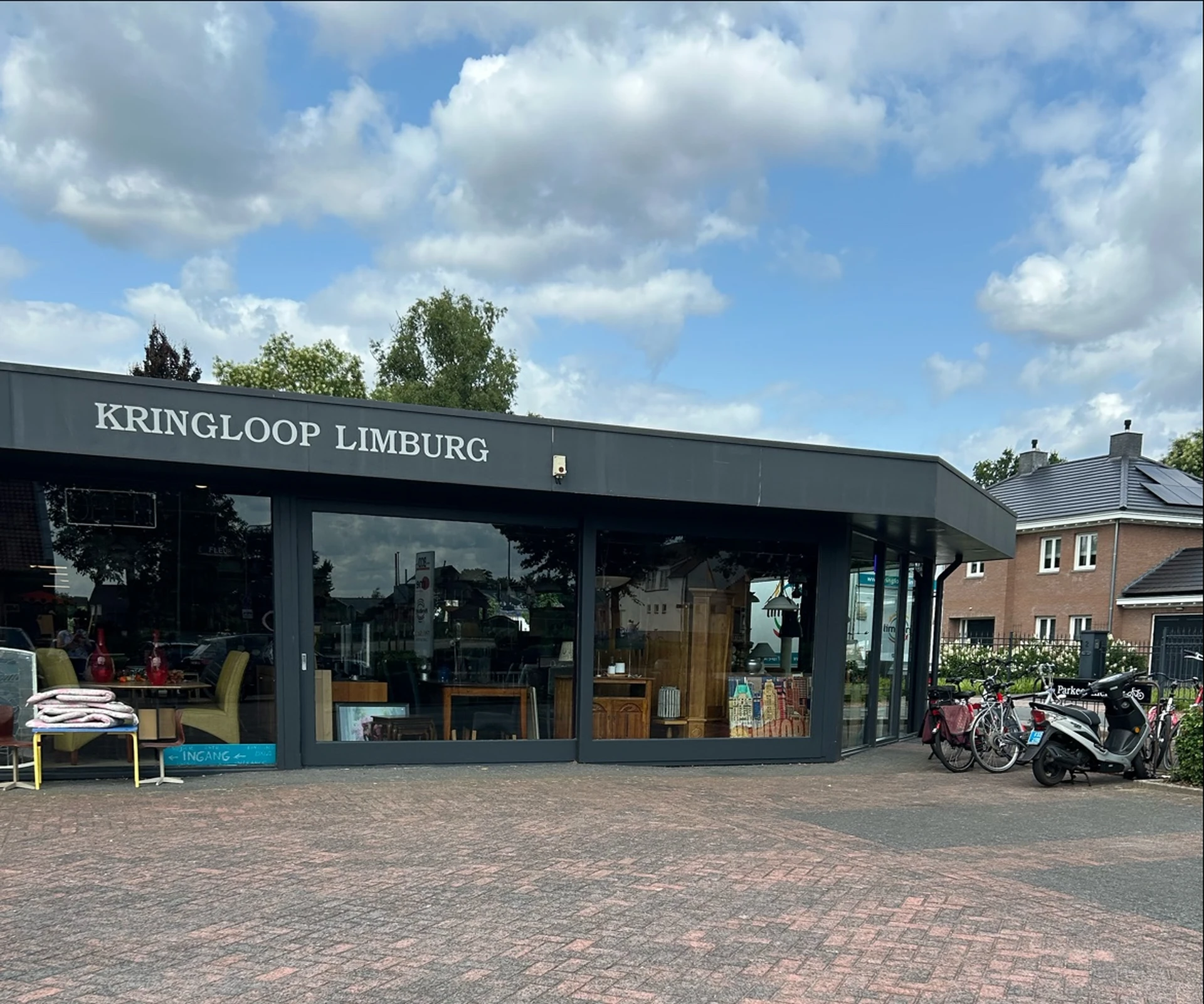 Kringloopwinkel Kringloop-Limburg in Horn