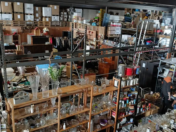 Kringloopwinkel in Malden