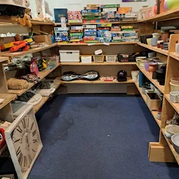 Bezoeker foto van Kringloop Naaldwijk in Naaldwijk