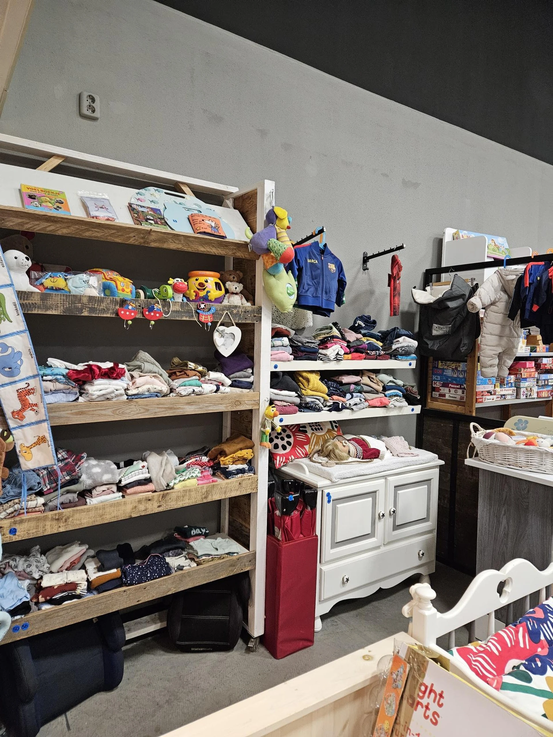 Kringloopwinkel Kringloop Op Struun in Surhuisterveen