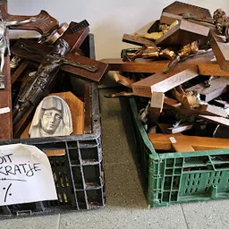 Bezoeker foto van Kringloop & Outlet De Snuffelaar De-goedkoopste-ontruimer.nl in Raalte