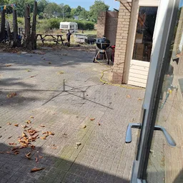 Bezoeker foto van Kringloop & Outlet De Snuffelaar De-goedkoopste-ontruimer.nl in Raalte