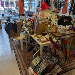 Bezoeker foto van Kringloop Overnieuw in Groningen