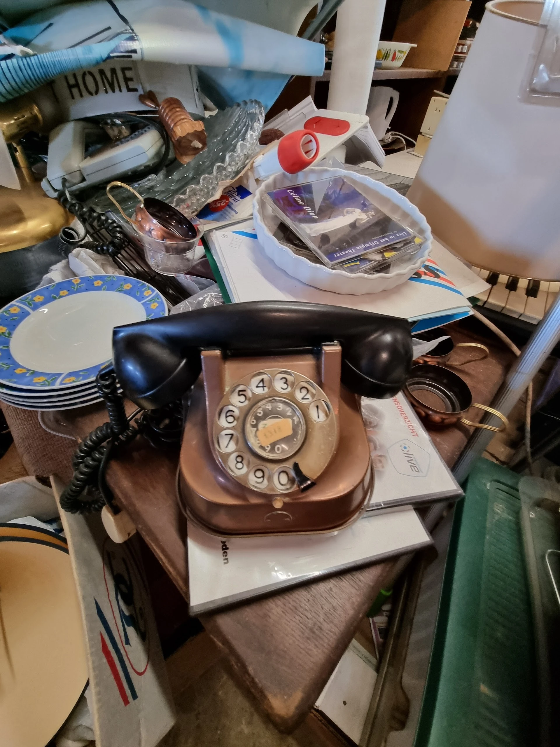 Kringloop Paleis Zuid in Haps met tweedehands boeken, gereedschappen en huishoudelijke apparaten