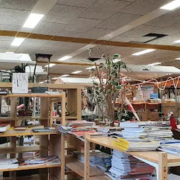 Bezoeker foto van Kringloop Plus in Groningen