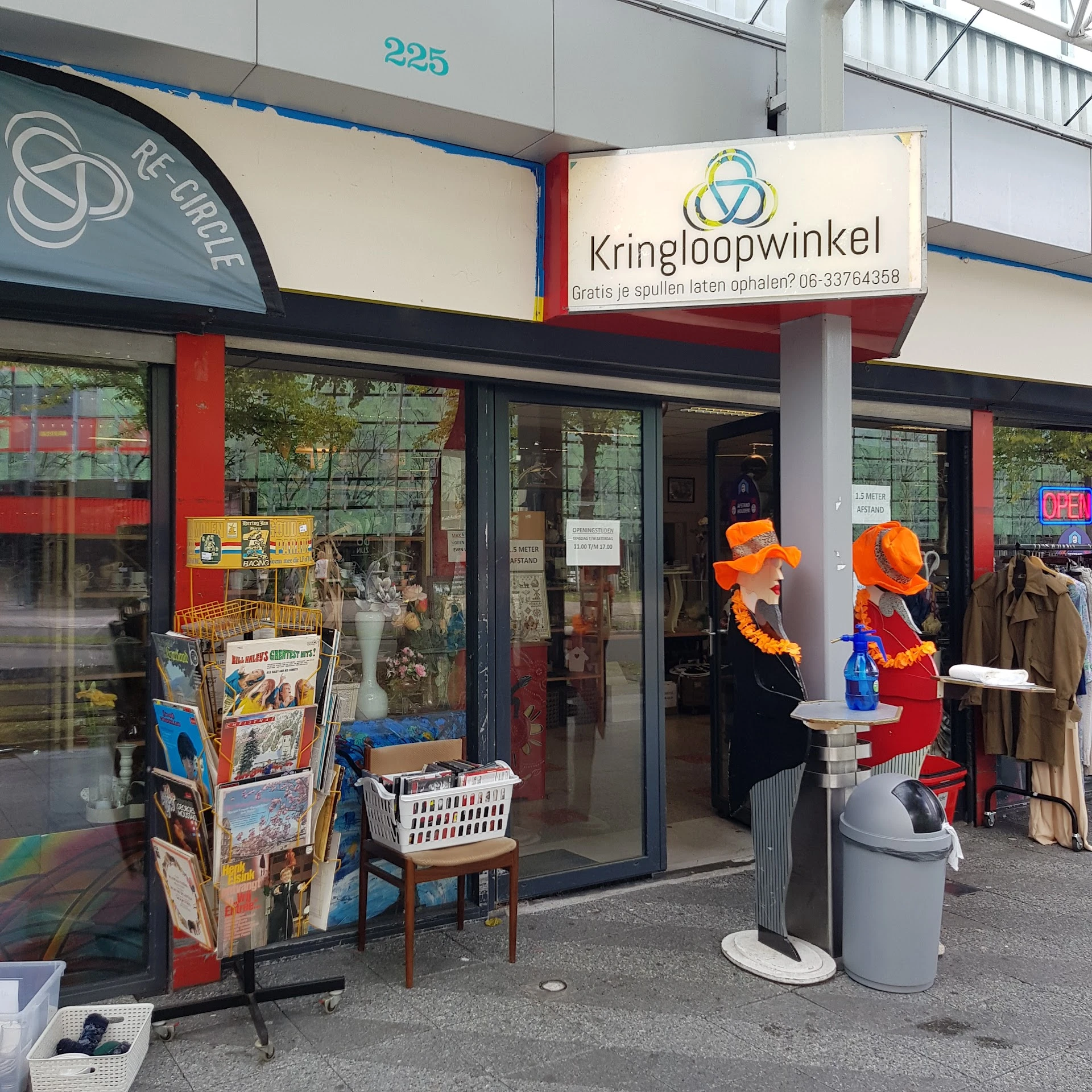 Kringloopwinkel Kringloop Re-circle in Amsterdam