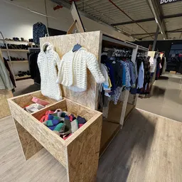 Bezoeker foto van Kringloop Red een Kind in Kampen