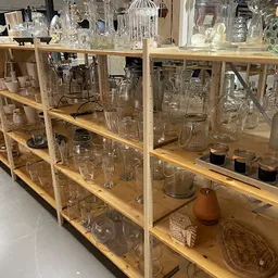 Bezoeker foto van Kringloop Red een Kind in Kampen