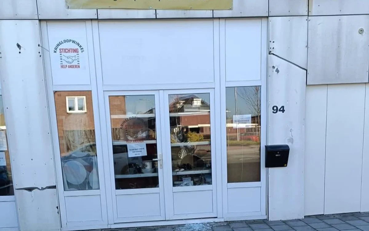 Kringloopwinkel Kringloop Stichting Help Anderen in Hengelo