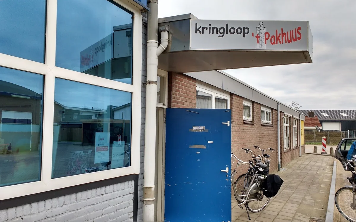 Kringloopwinkel Kringloop 't Pakhuus in Middelharnis