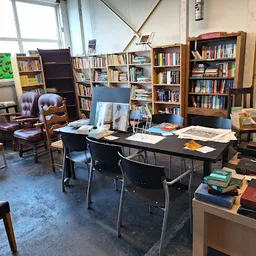 Bezoeker foto van Kringloop 't Pakhuus in Middelharnis