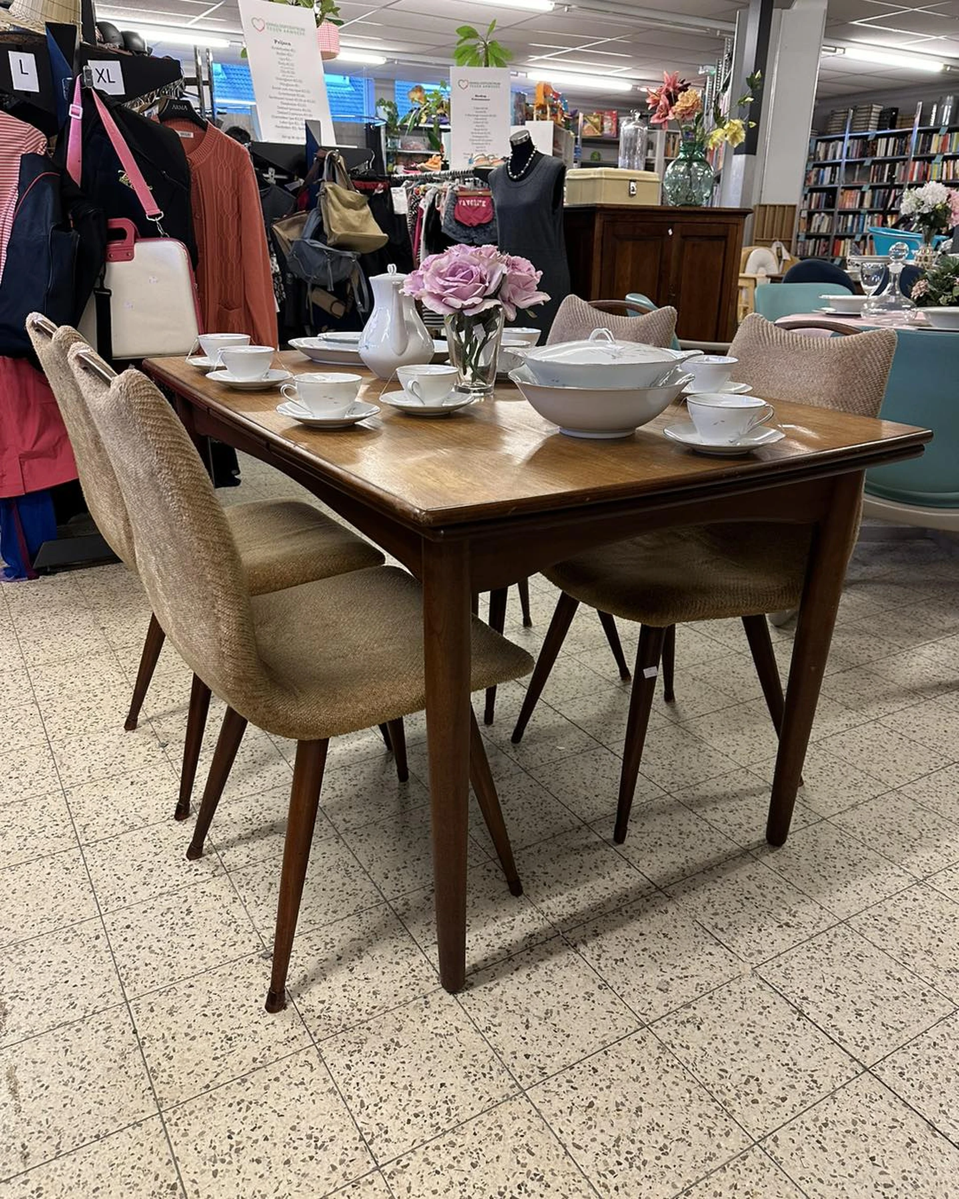 Kringloopwinkel Kringloop Tegen Armoede De Bilt in De Bilt