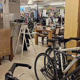 Bezoeker foto van Kringloop Tegen Armoede De Bilt in De Bilt