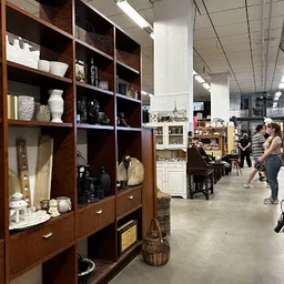 Bezoeker foto van Kringloop Tilburg in Tilburg