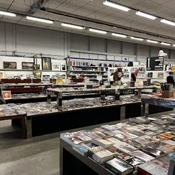 Bezoeker foto van Kringloop Tilburg in Tilburg