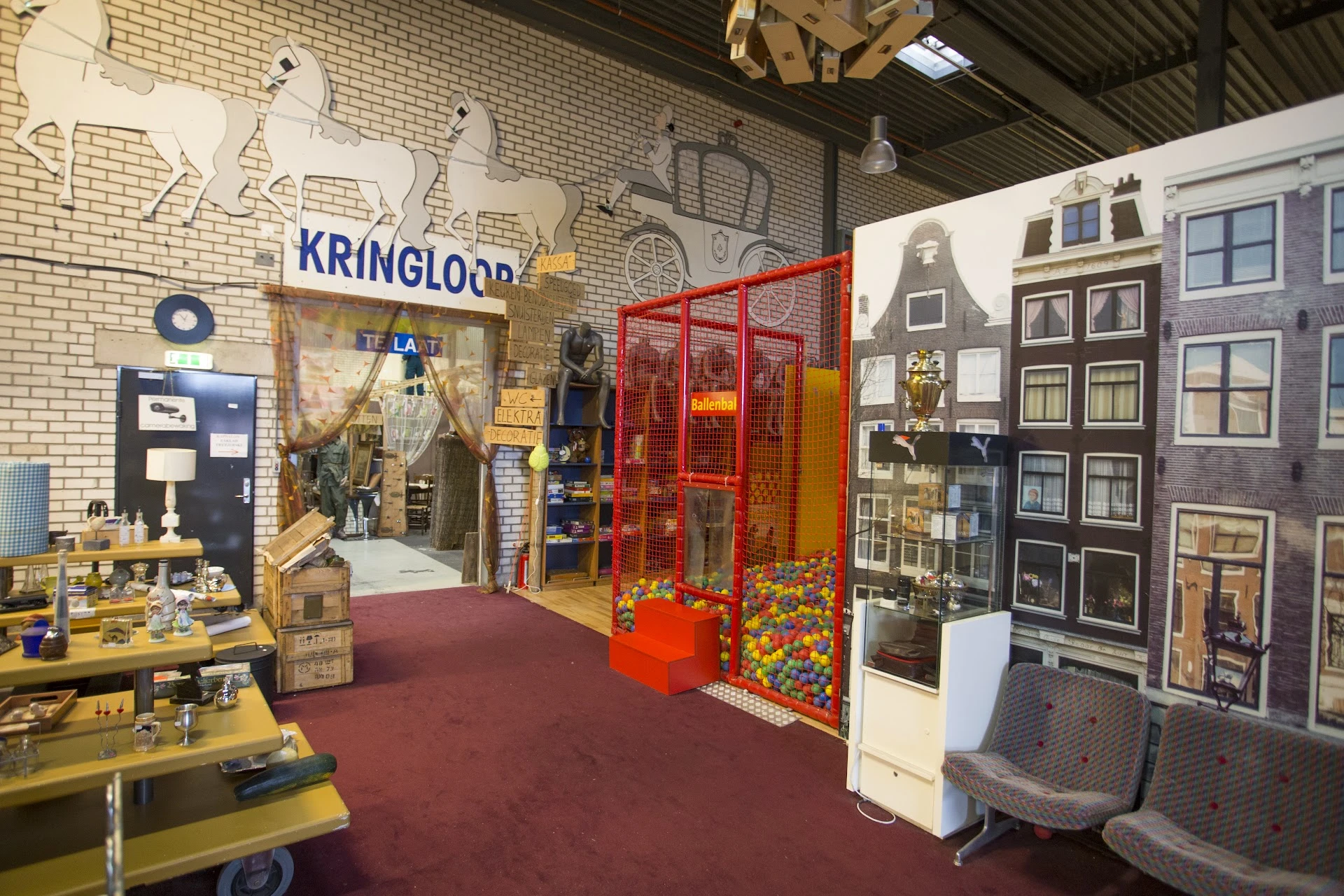 Kringloop Uden in Uden met tweedehands boeken, elektronica en films