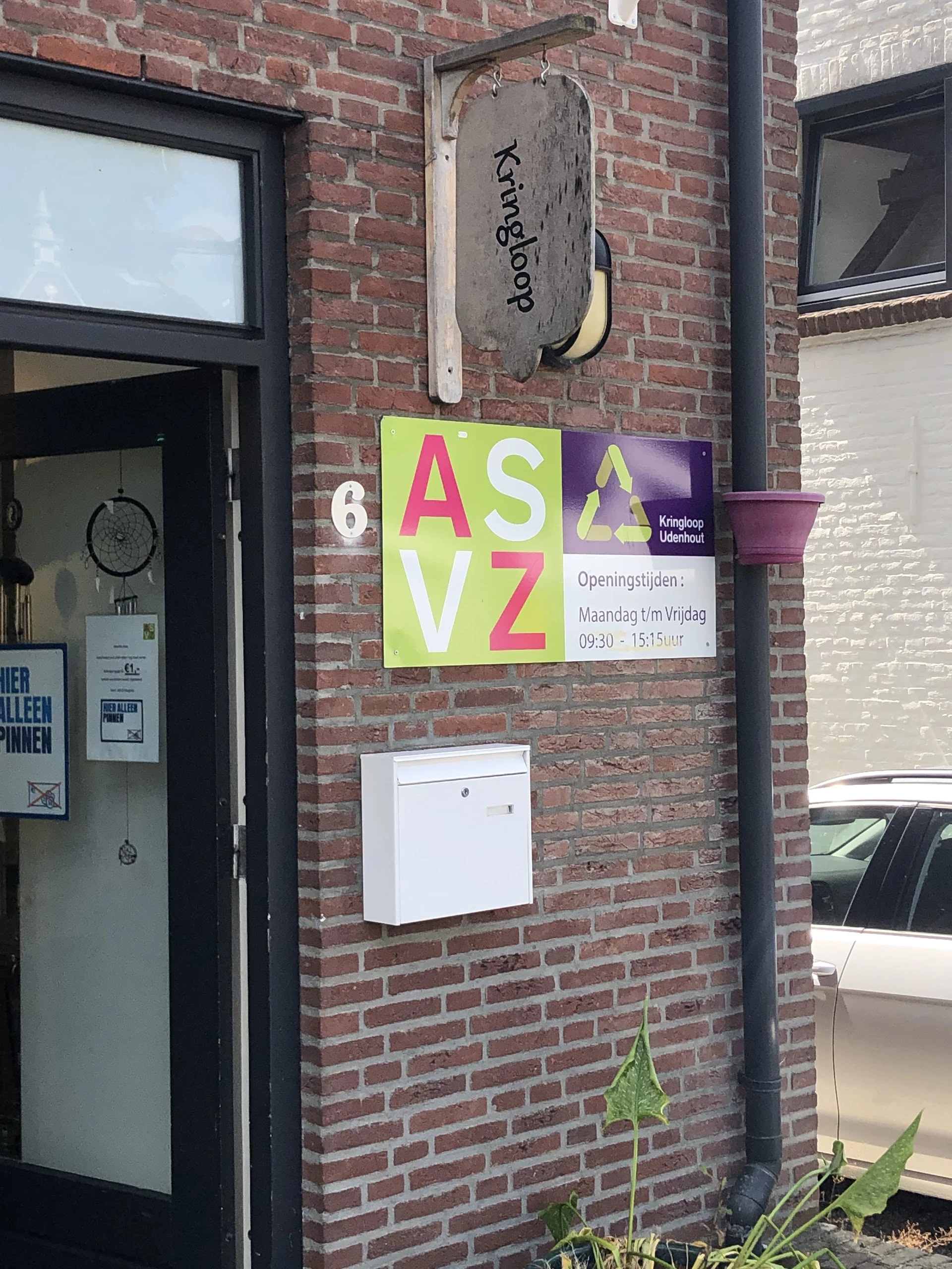 Kringloopwinkel Kringloop Udenhout in Udenhout