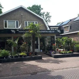 Kringloopwinkel Kringloop verkoopplaats Zwartewaterland in Nieuwleusen