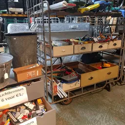 Bezoeker foto van Kringloop Vintage & More XL in Leiden