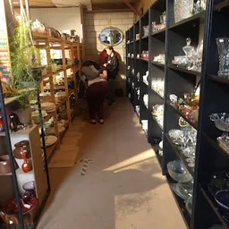 Bezoeker foto van Kringloop Vintage & More XL in Leiden