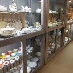 Bezoeker foto van Kringloop Vintage & More XL in Leiden