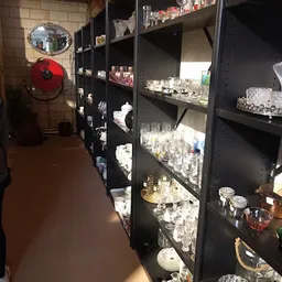 Bezoeker foto van Kringloop Vintage & More XL in Leiden