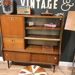 Bezoeker foto van Kringloop Vintage & More XL in Leiden