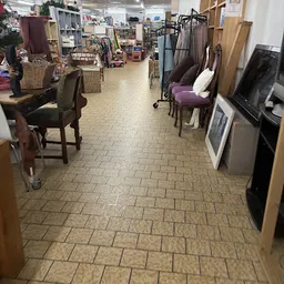 Bezoeker foto van Kringloop waadhoeke Franeker in Franeker