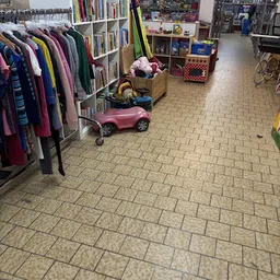 Bezoeker foto van Kringloop waadhoeke Franeker in Franeker