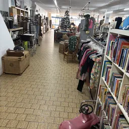 Bezoeker foto van Kringloop waadhoeke Franeker in Franeker