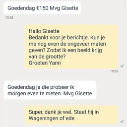 WhatsApp-conversatie tussen twee personen over het meten van grootte