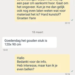 WhatsApp-berichtenwisseling over afmetingen van een gouden stuk